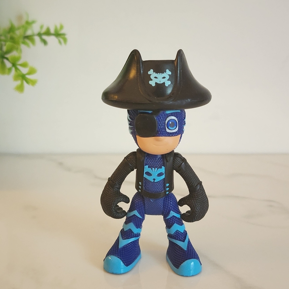PJ Masks Hasro FrogBox Catboy Pirate Figure 3.25” Blue Costume 💙🐈‍⬛️🦸‍♂️🦜